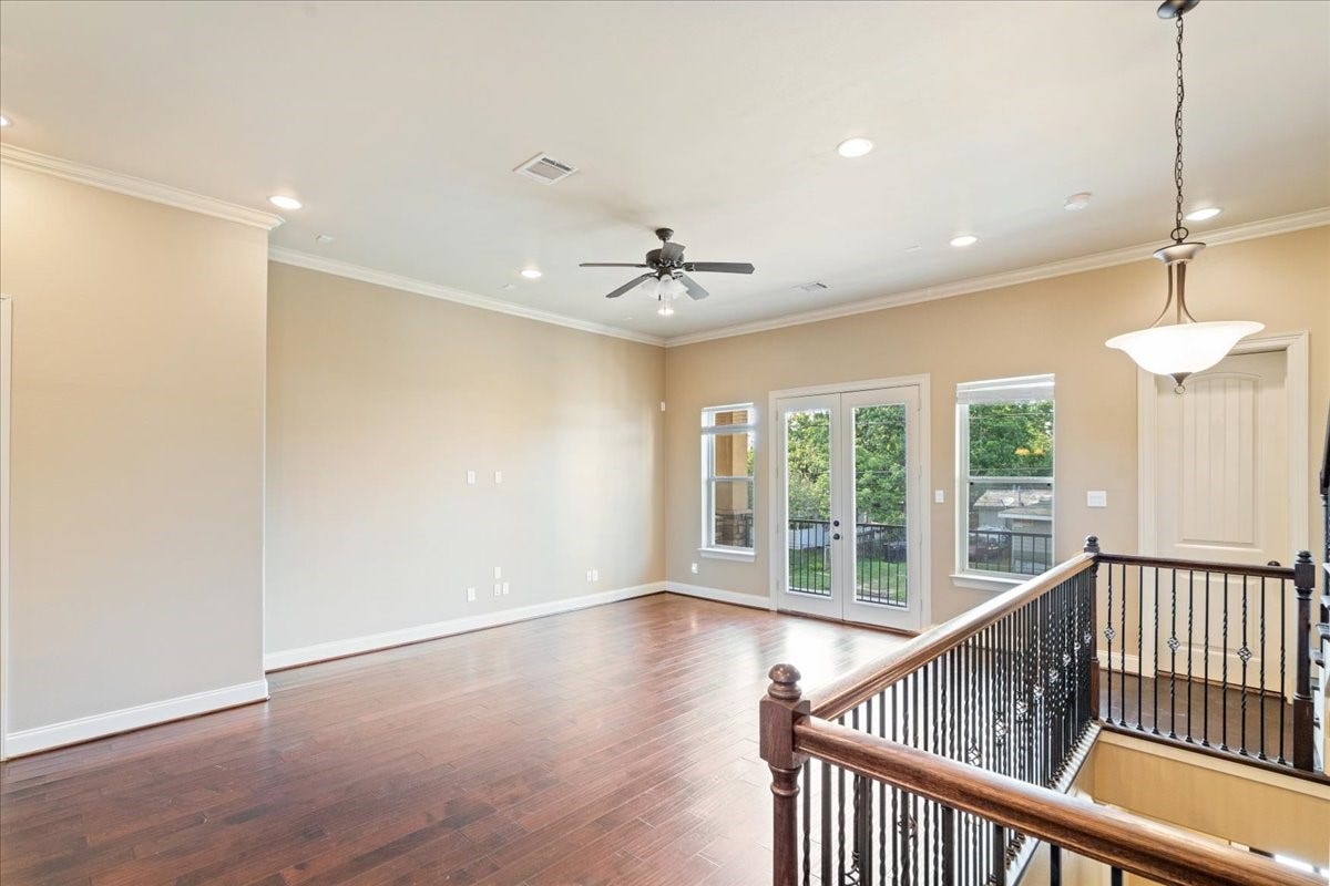 1518 Amundsen Street, Houston, TX 77009 1518 Amundsen Street, Houston, TX 77009