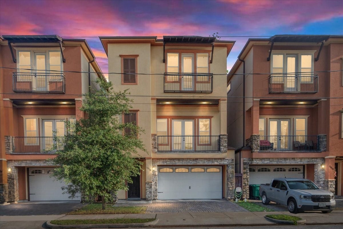 1518 Amundsen Street, Houston, TX 77009 1518 Amundsen Street, Houston, TX 77009