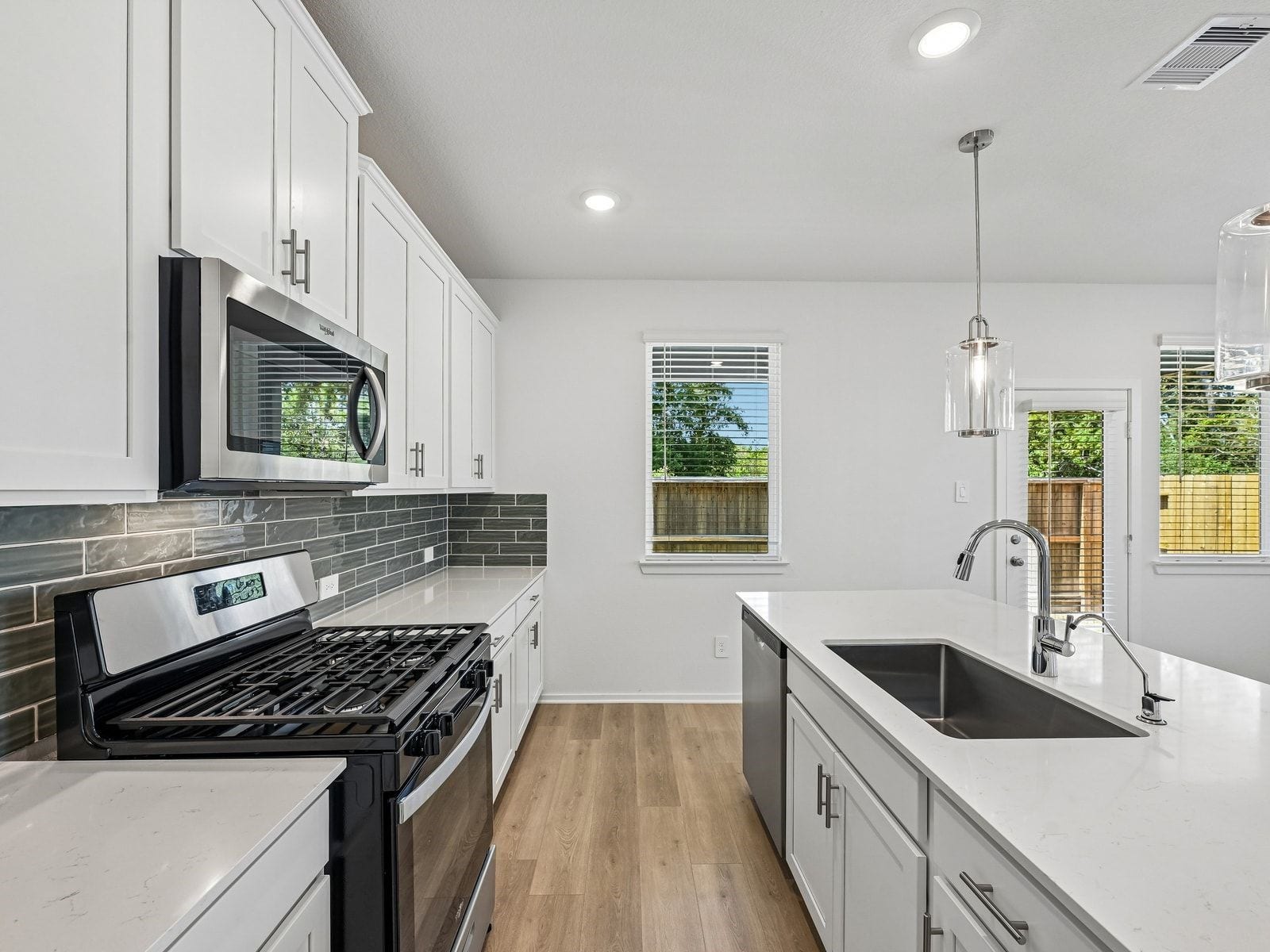 1014 Cedar Place Lane, Missouri City, TX 77459 1014 Cedar Place Lane, Missouri City, TX 77459