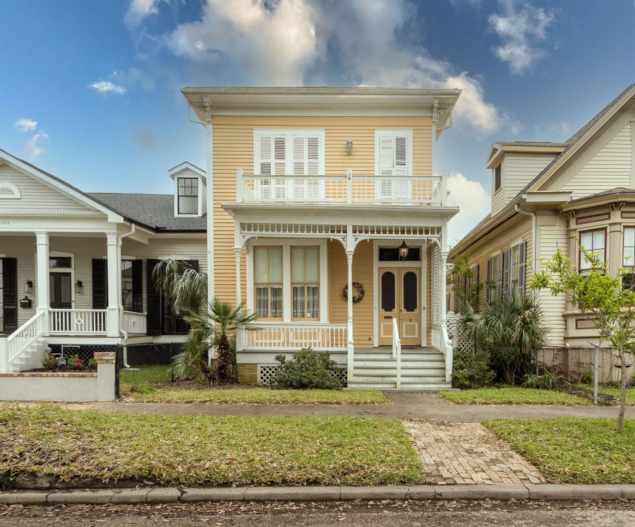 Property photo for 1209 Sealy Street, Galveston, TX