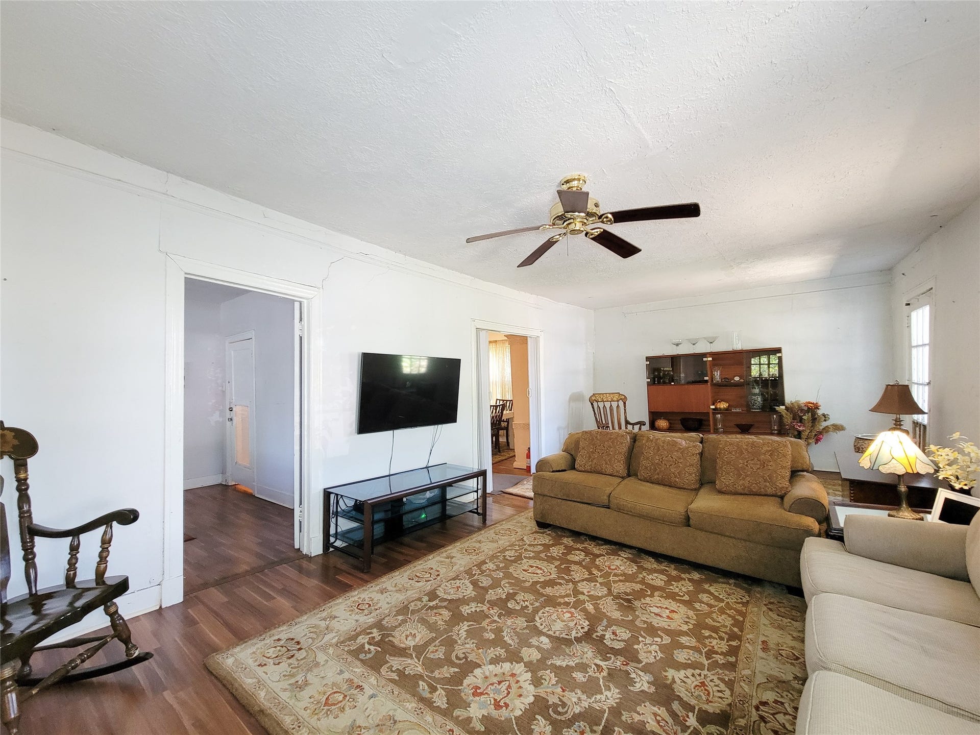 1574 Godwin Street, Houston, TX 77023 1574 Godwin Street, Houston, TX 77023