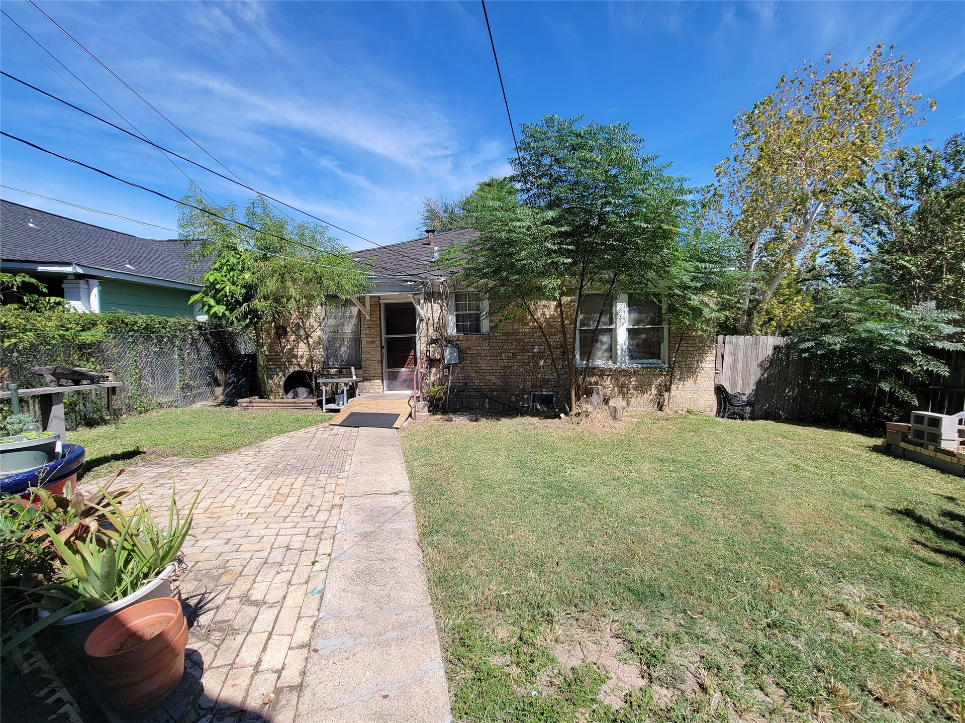 1574 Godwin Street, Houston, TX 77023 1574 Godwin Street, Houston, TX 77023