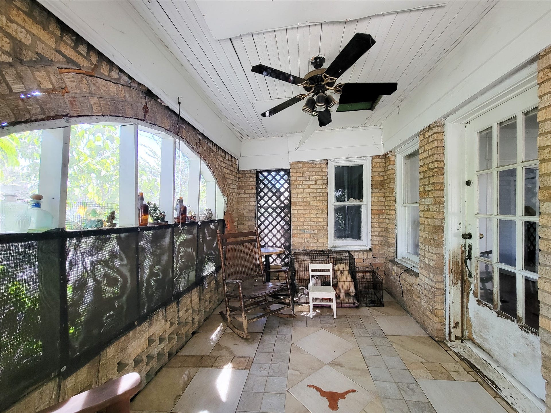 1574 Godwin Street, Houston, TX 77023 1574 Godwin Street, Houston, TX 77023