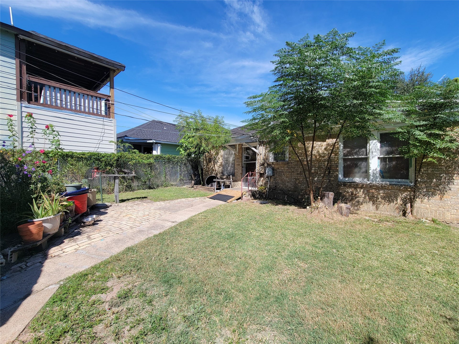 1574 Godwin Street, Houston, TX 77023 1574 Godwin Street, Houston, TX 77023