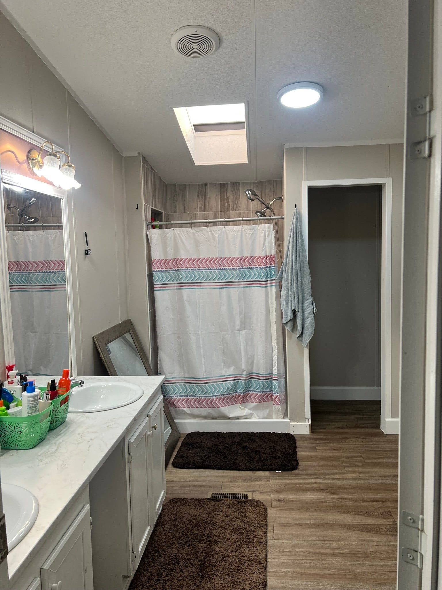 17343 Premium Drive, Hockley, TX 77447 master bathroom
