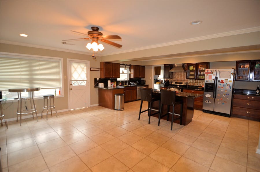 Property photo for 5215 Sanford Road, Houston, TX