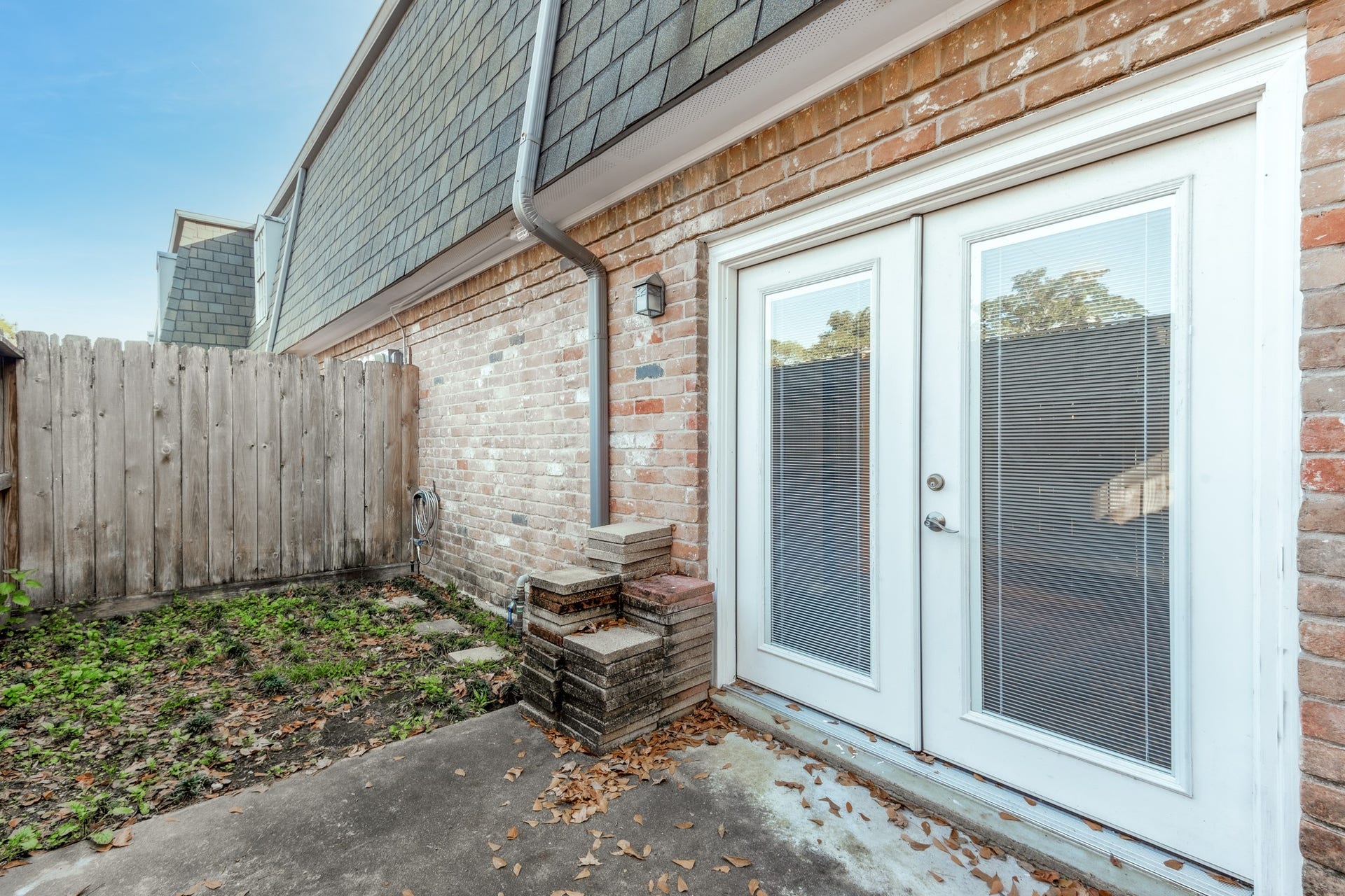 9029 Gaylord Drive, #129, Houston, TX 77024 9029 Gaylord Drive, #129, Houston, TX 77024