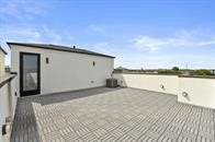 3114 Clay Street, Houston, TX 77003 roof deck