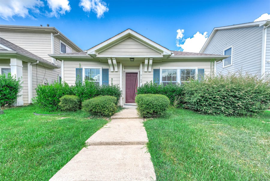 Property photo for 6162 Settlers Lake Circle E, Katy, TX