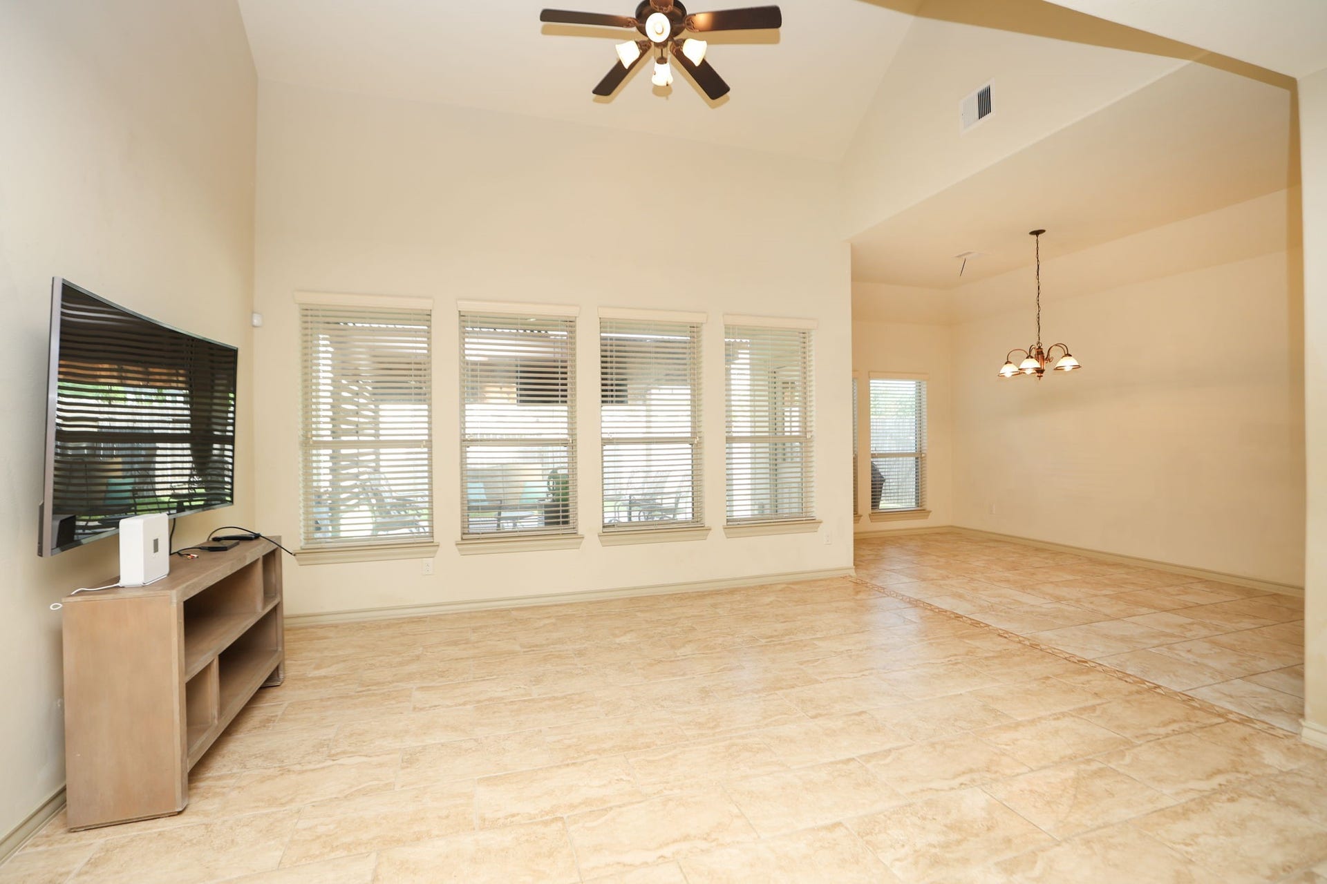 3222 Selene Drive, Missouri City, TX 77459 3222 Selene Drive, Missouri City, TX 77459