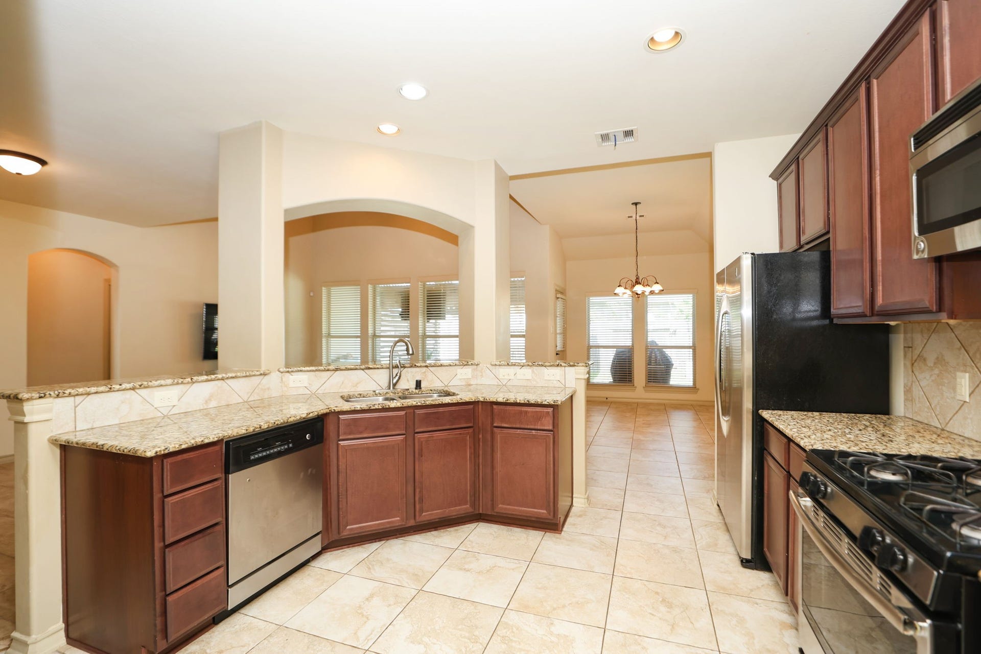 3222 Selene Drive, Missouri City, TX 77459 3222 Selene Drive, Missouri City, TX 77459