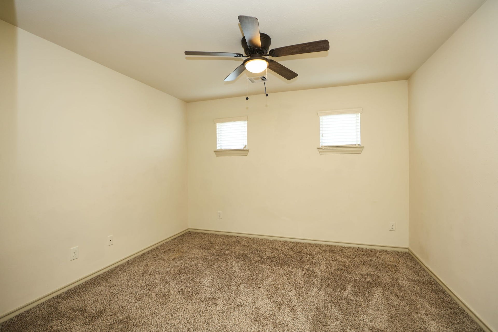 3222 Selene Drive, Missouri City, TX 77459 3222 Selene Drive, Missouri City, TX 77459