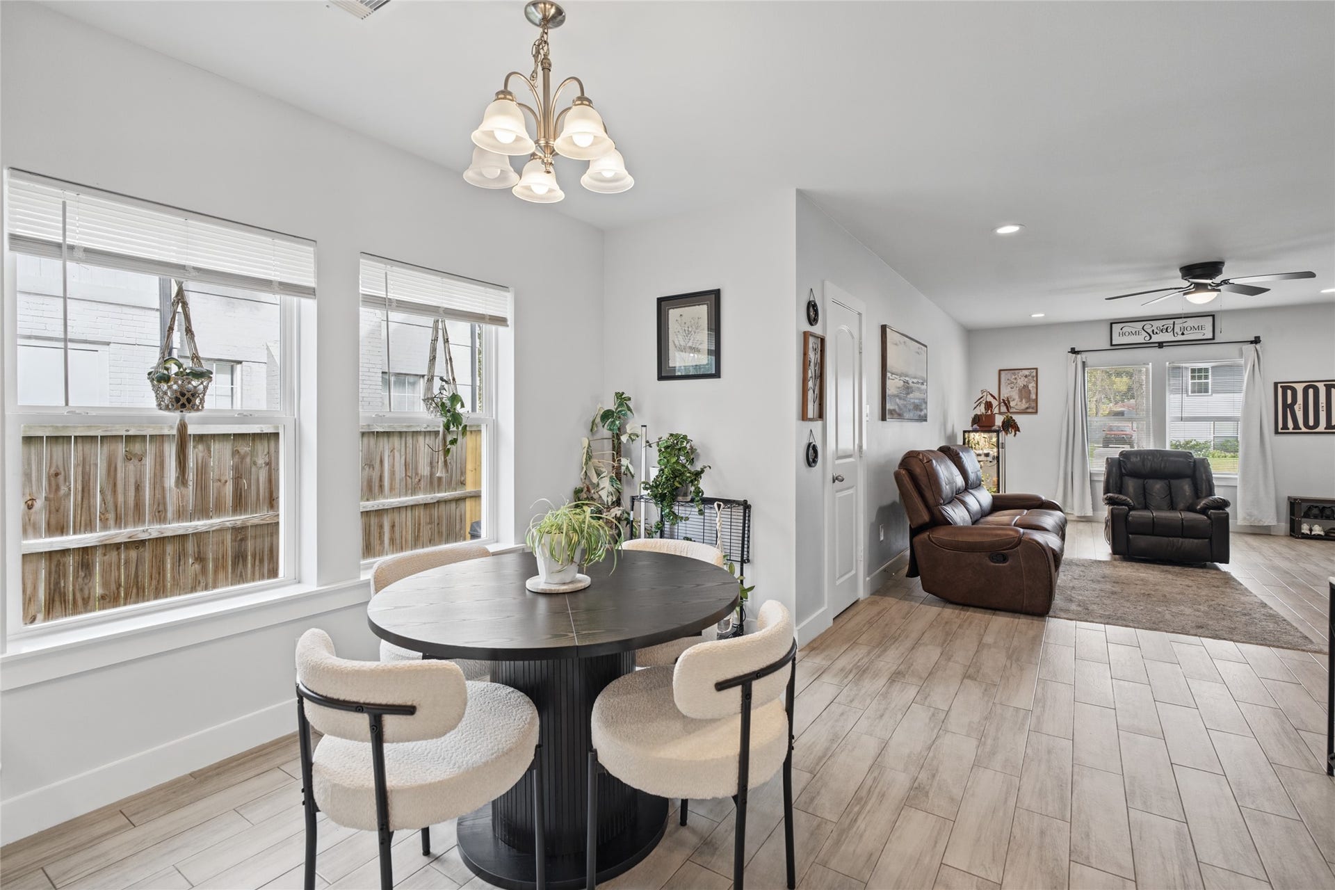 3434 Rosedale Street, Houston, TX 77004 3434 Rosedale Street, Houston, TX 77004