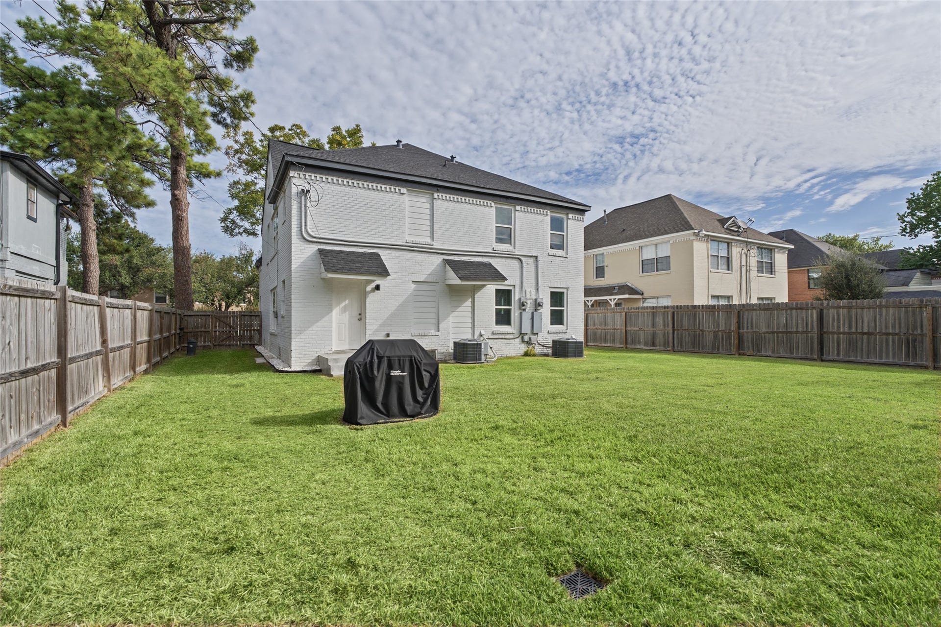 3434 Rosedale Street, Houston, TX 77004 3434 Rosedale Street, Houston, TX 77004