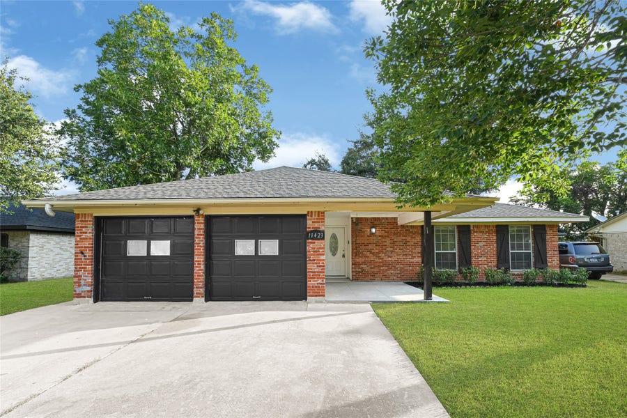 Property photo for 11423 Kirkmeadow Drive, Houston, TX