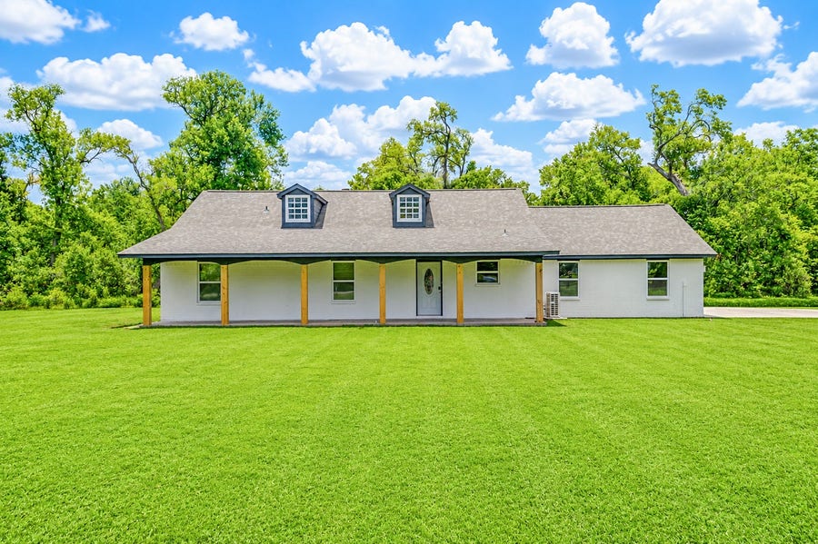 Property photo for 1011 County Road 678, Brazoria, TX