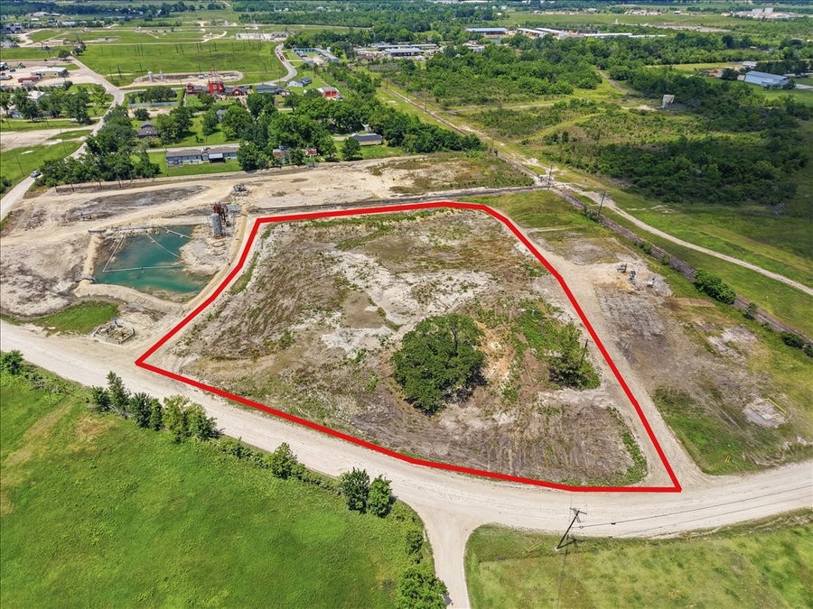 Property photo for 349 Choate Road, Alvin, TX