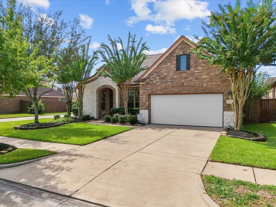 Property photo for 606 W Fork, Webster, TX