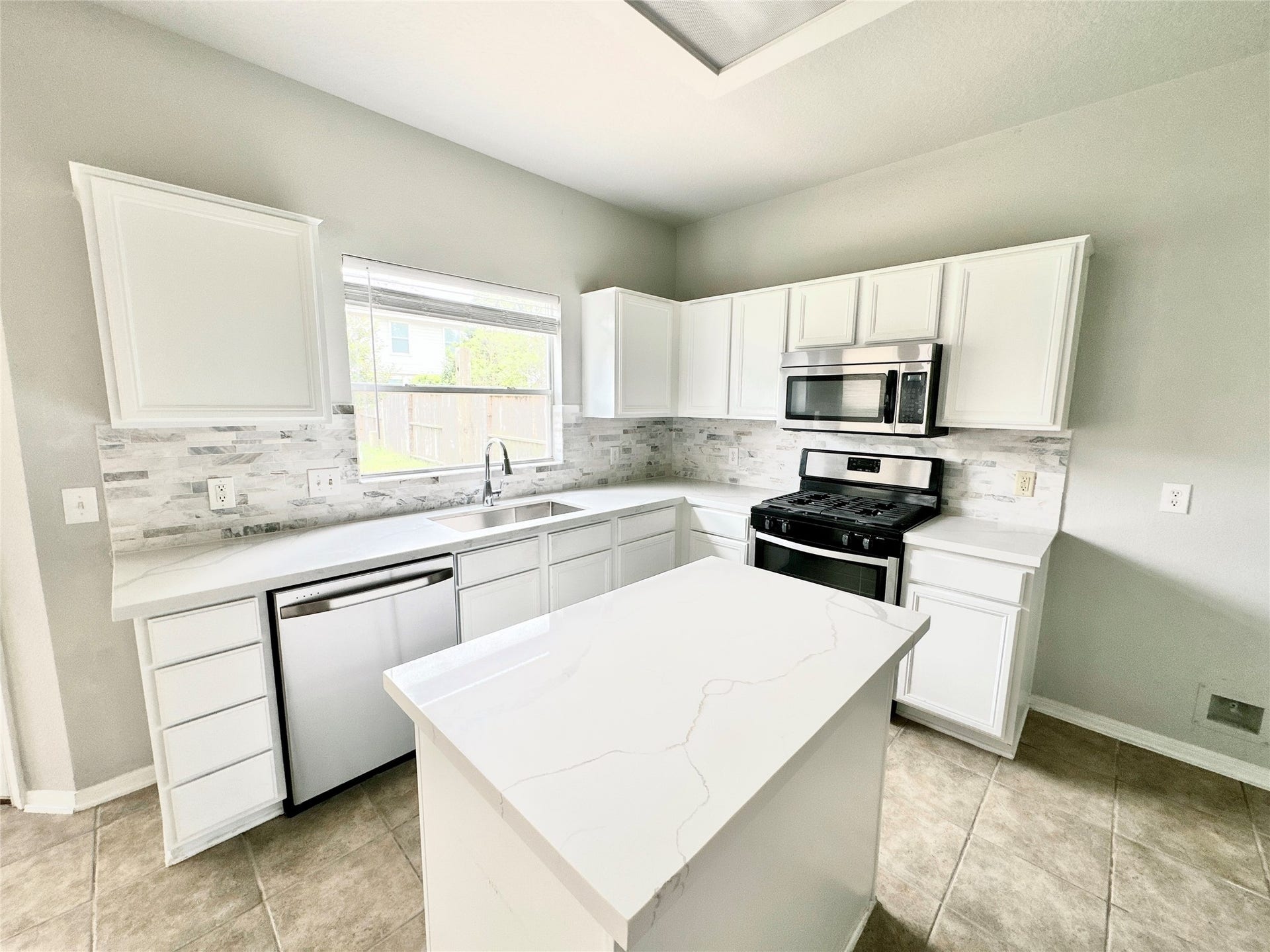 15410 Fir Woods Lane, Cypress, TX 77429 15410 Fir Woods Lane, Cypress, TX 77429
