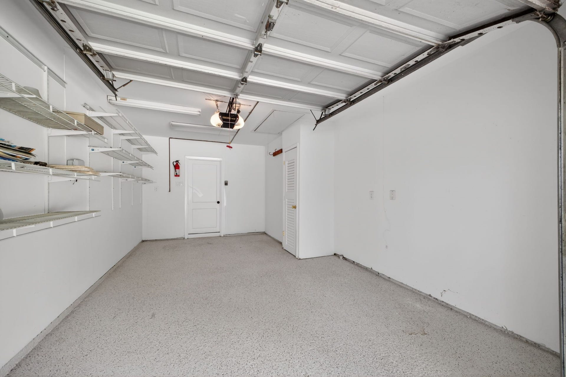4218 Glebe Rd Road, Houston, TX 77018 Garage - new epoxy floor