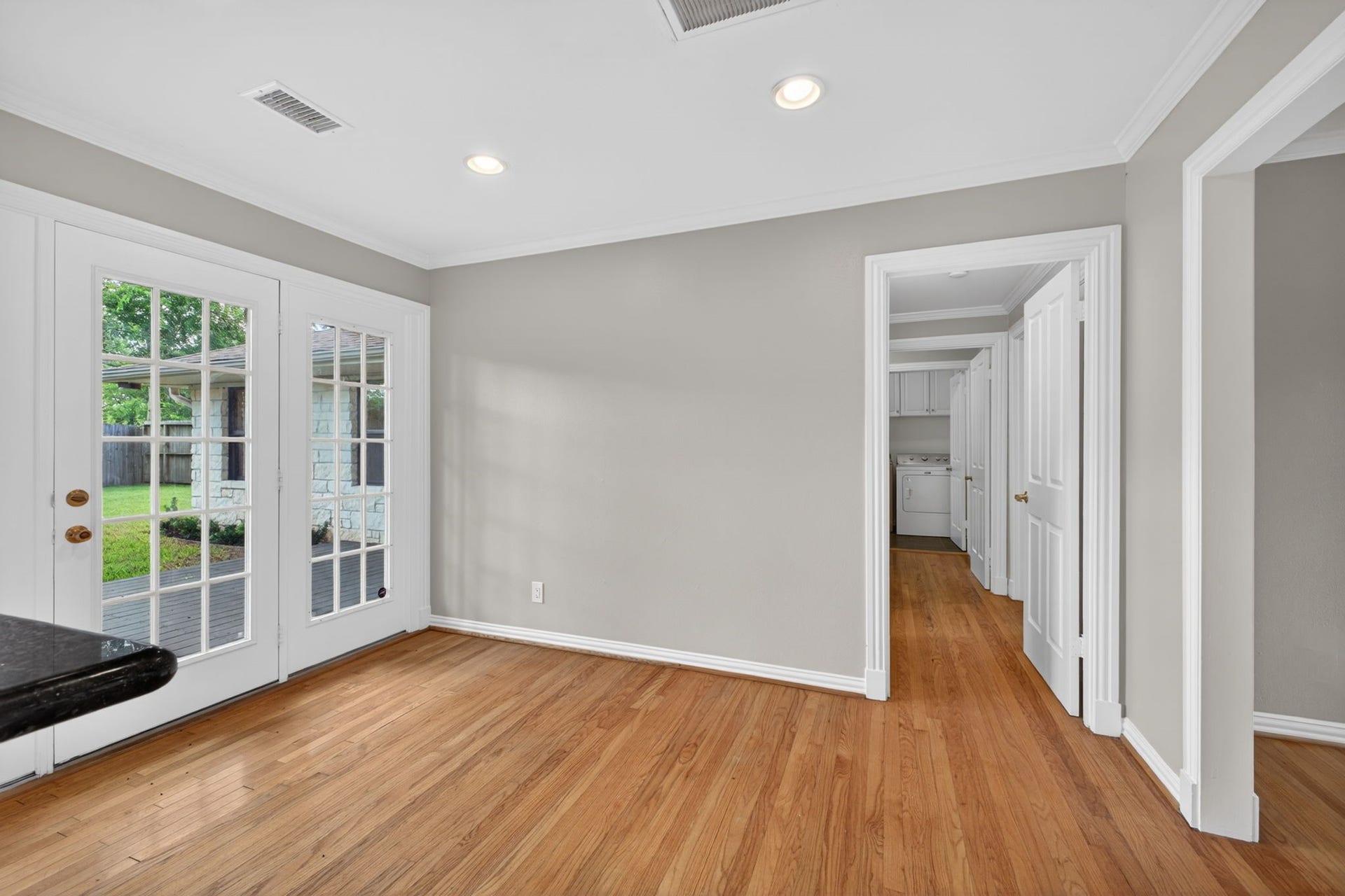 4218 Glebe Rd Road, Houston, TX 77018 Dining Room - facing bedroom hallway