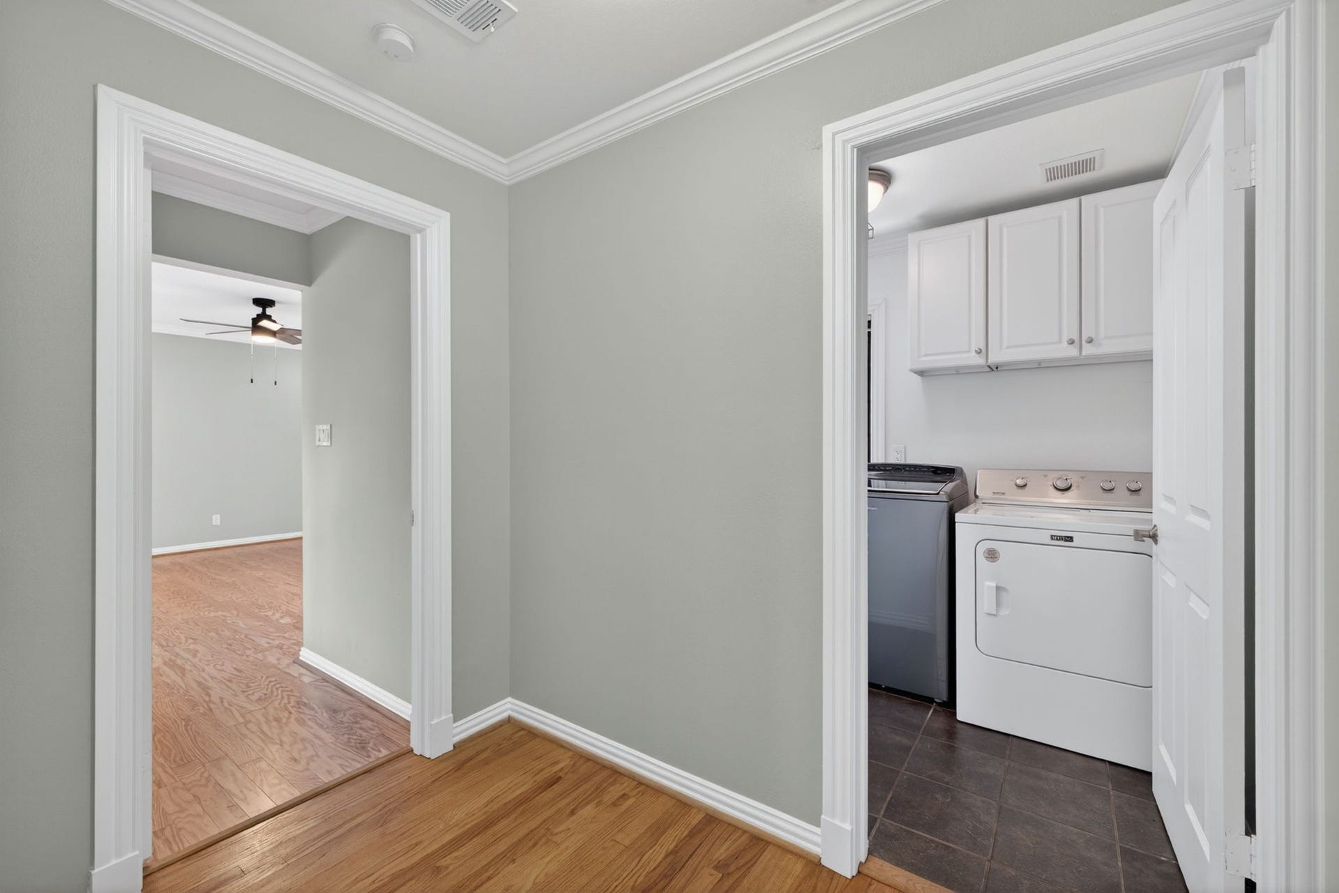 4218 Glebe Rd Road, Houston, TX 77018 Bedroom Hallway