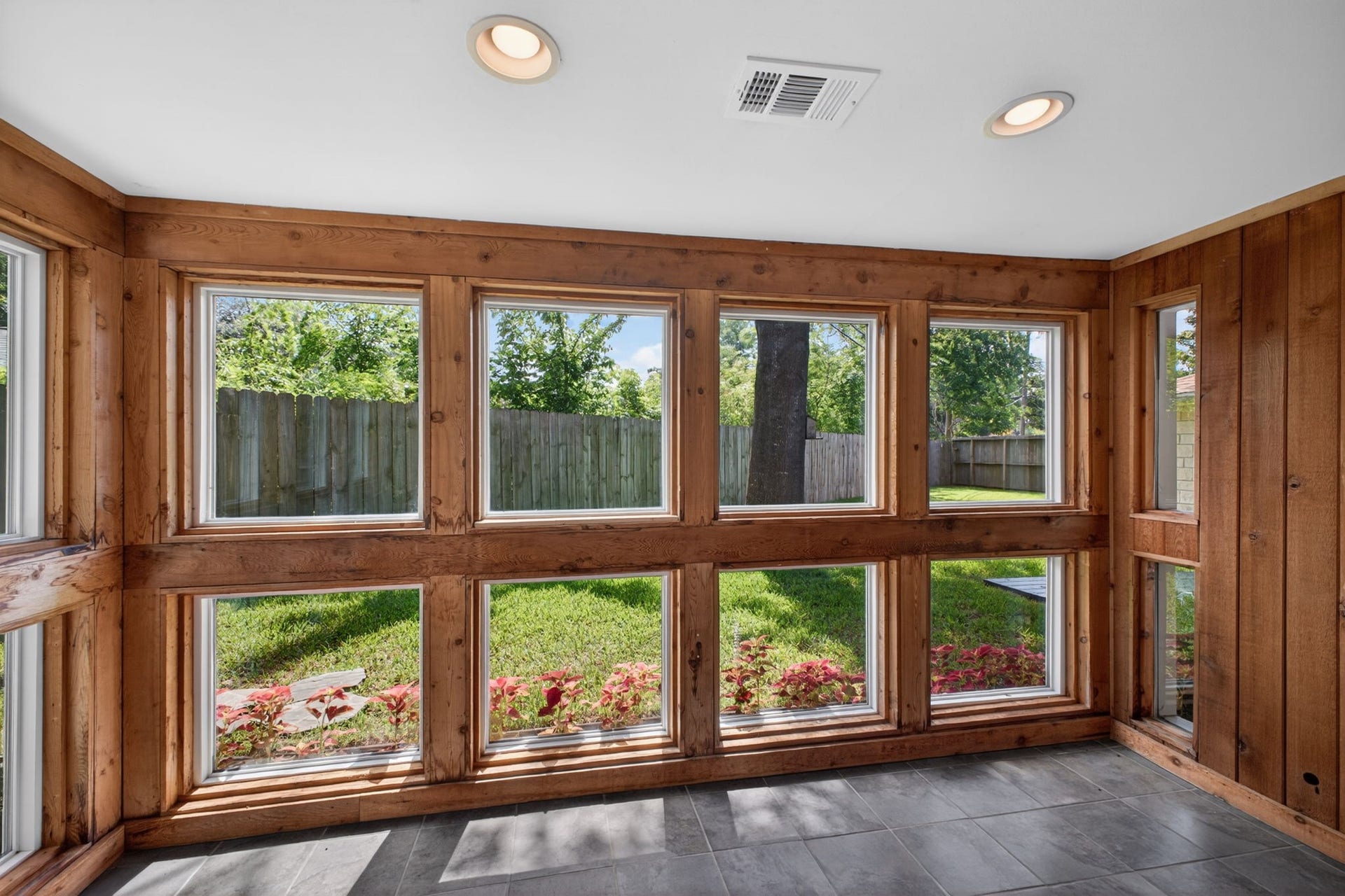 4218 Glebe Rd Road, Houston, TX 77018 Sunroom