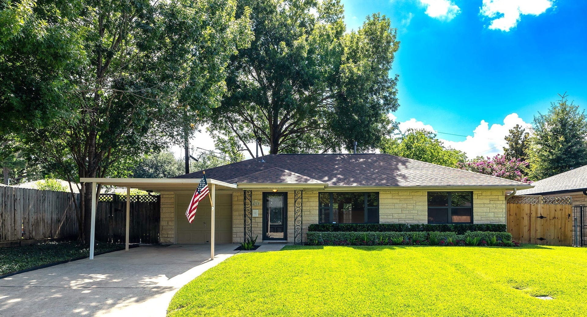 4218 Glebe Rd Road, Houston, TX 77018 Front View