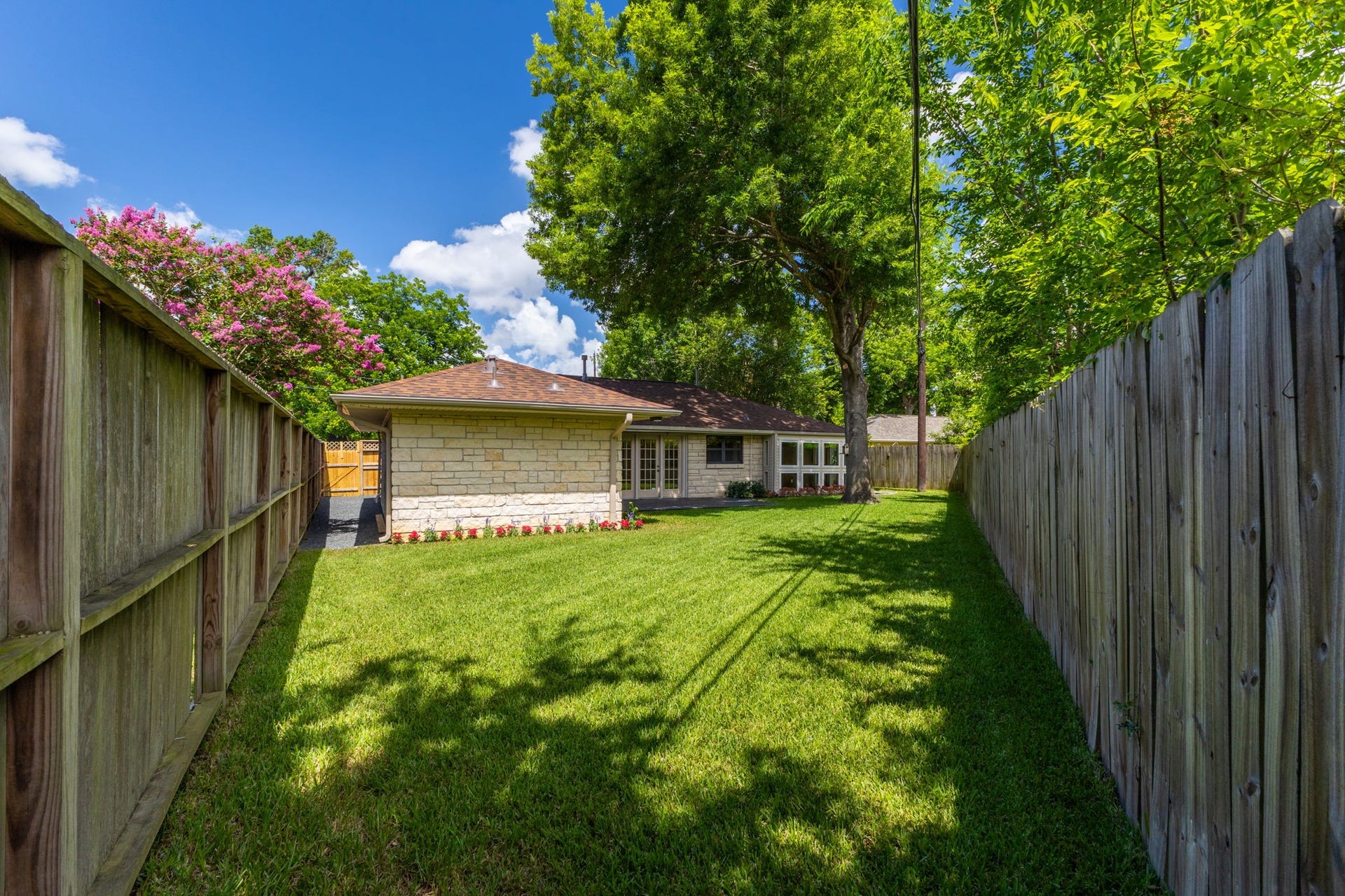 4218 Glebe Rd Road, Houston, TX 77018 Backyard