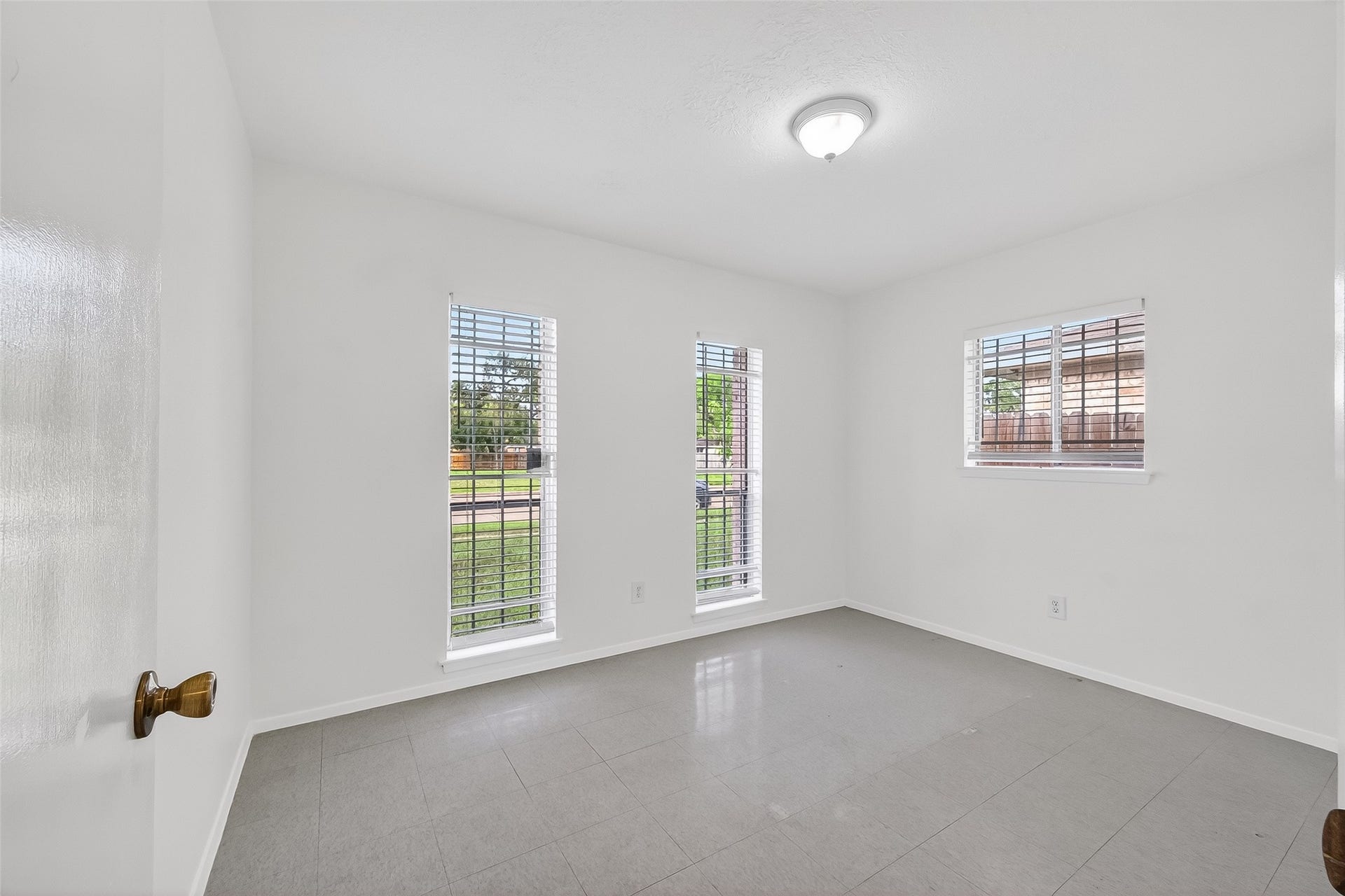 15022 Chipman Lane, Houston, TX 77060 Bedroom 2