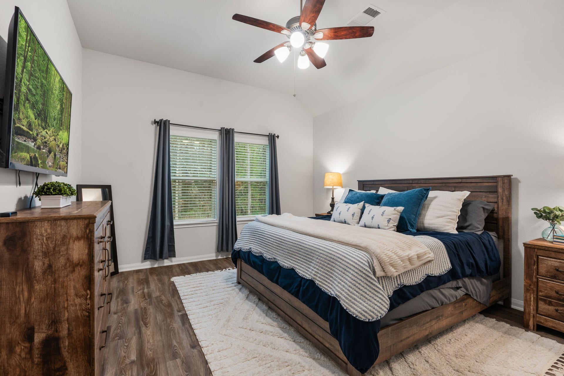 16680 Rockwall Street, Conroe, TX 77303 Primary Bedroom located off the living room.