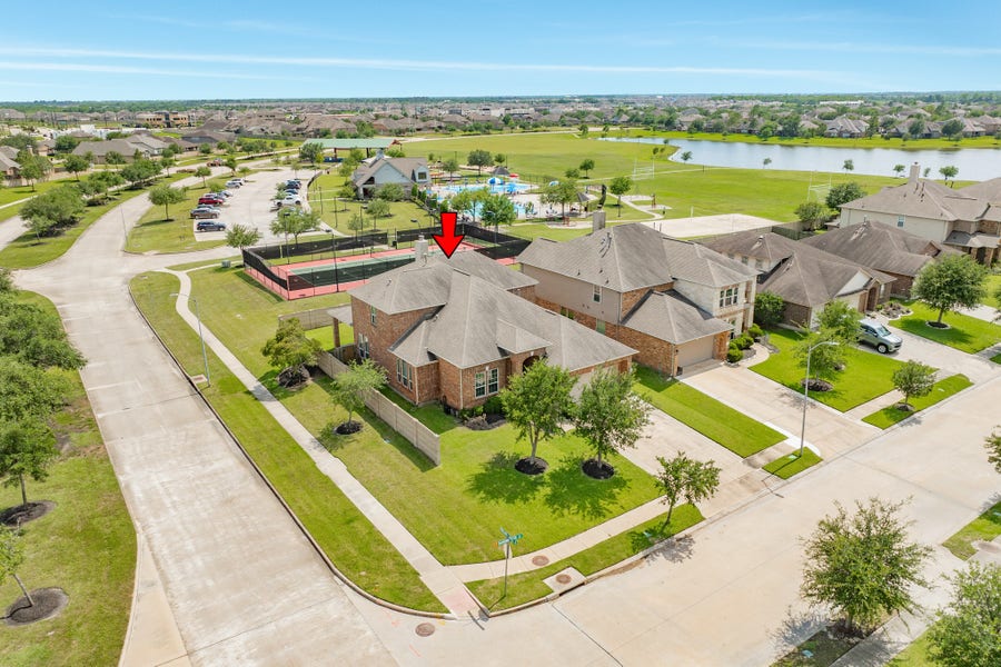 Property photo for 2730 Diamond Vista Lane, Rosharon, TX