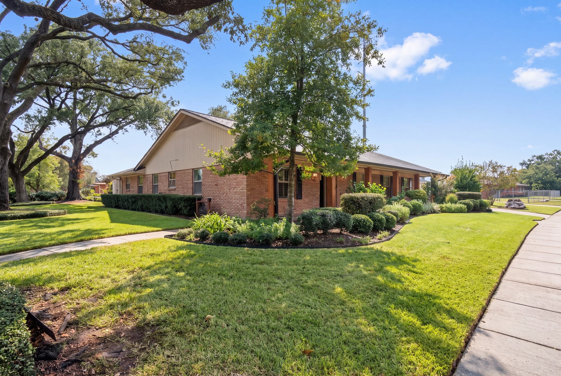 6202 Wynnwood Lane, Houston, TX 77008 6202 Wynnwood Lane, Houston, TX 77008