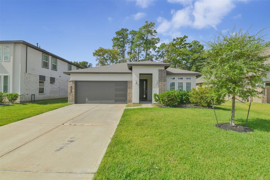 Property photo for 14322 Winema View Lane, Conroe, TX