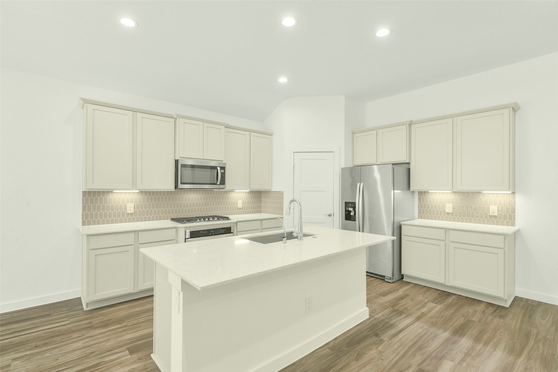14322 Winema View Lane, Conroe, TX 77384 14322 Winema View Lane, Conroe, TX 77384