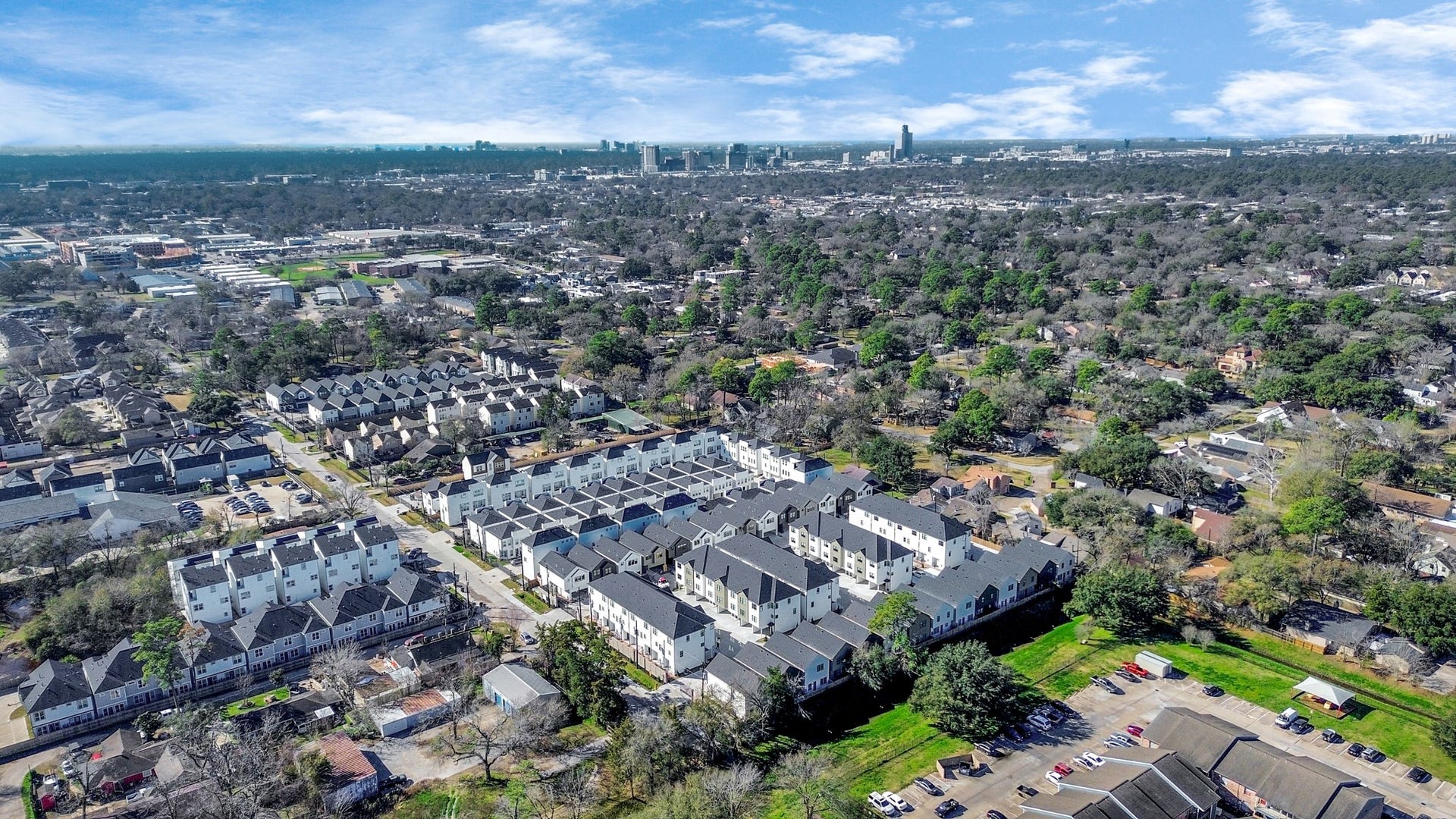 9006 Laverne Laurel Lane, Houston, TX 77080 9006 Laverne Laurel Lane, Houston, TX 77080