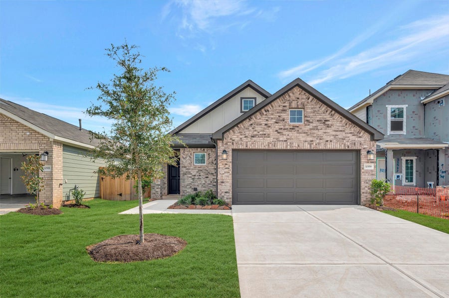 Property photo for 32559 Summer Vista Lane, Fulshear, TX