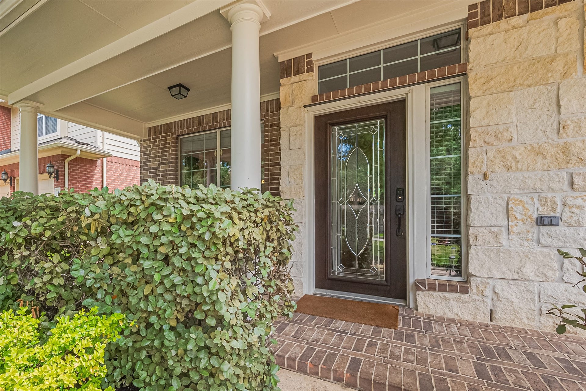 157 E Frontera Circle, The Woodlands, TX 77382 157 E Frontera Circle, The Woodlands, TX 77382