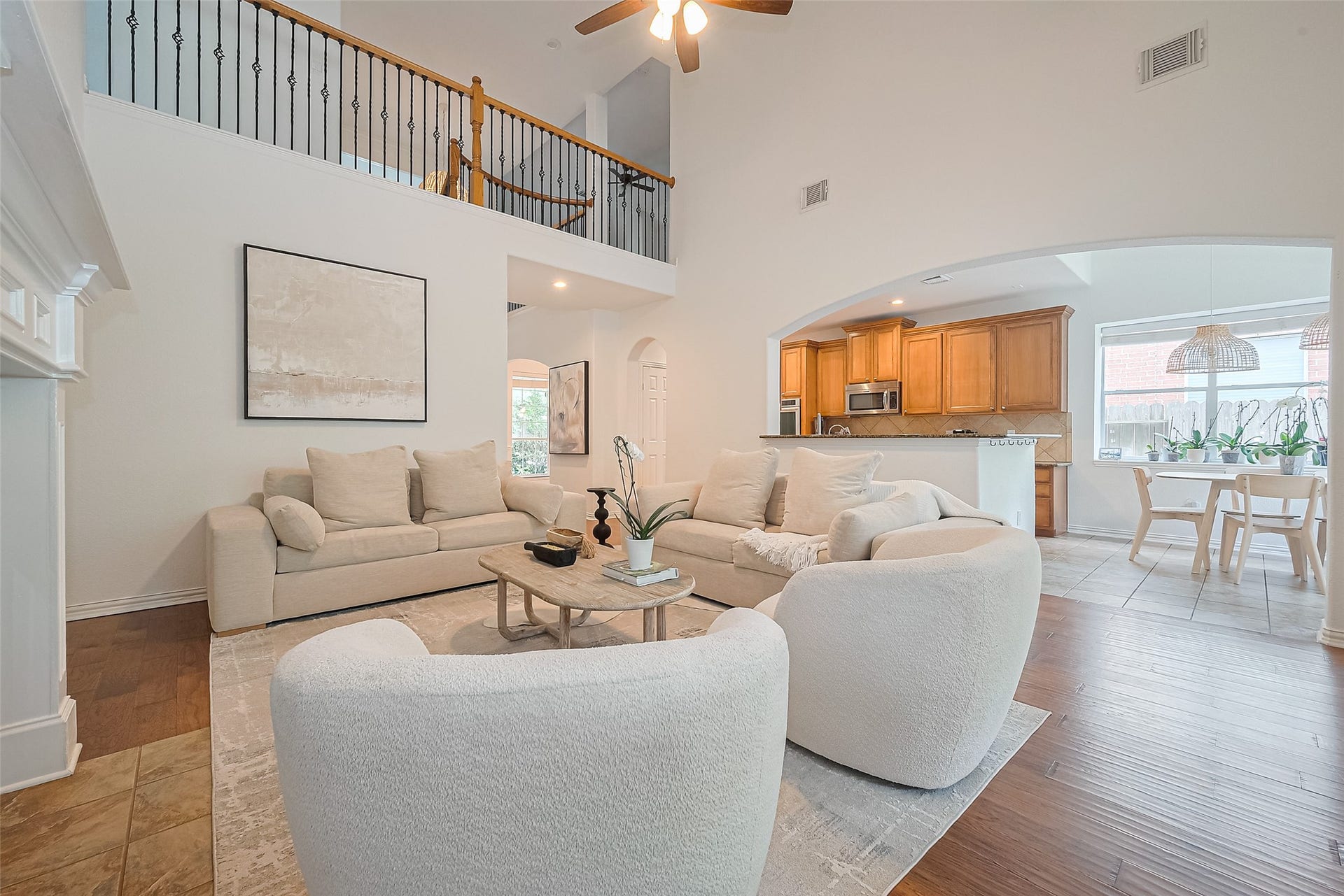 157 E Frontera Circle, The Woodlands, TX 77382 157 E Frontera Circle, The Woodlands, TX 77382