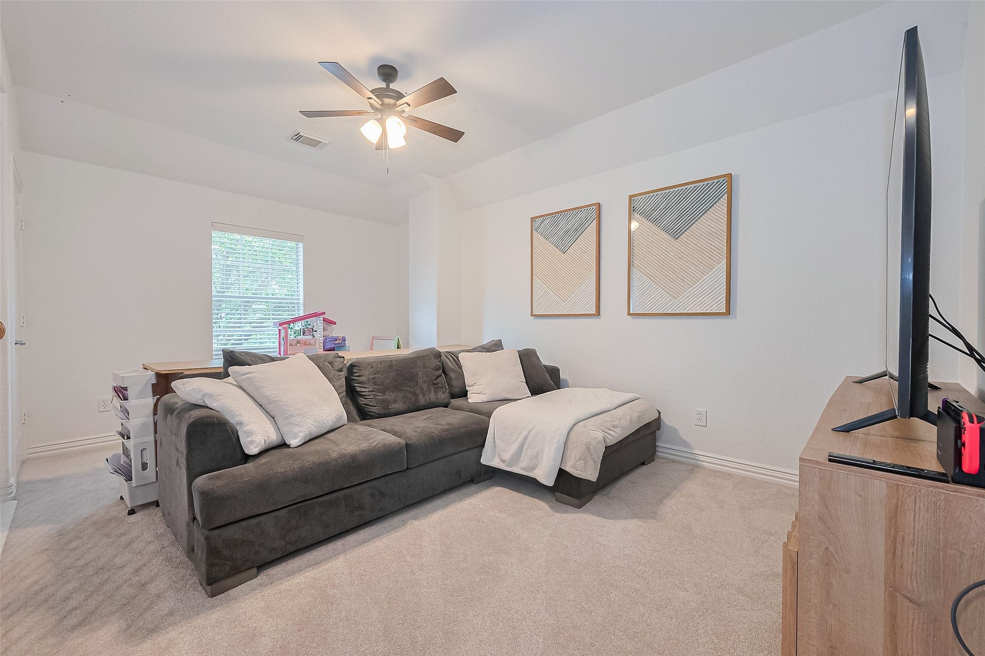 157 E Frontera Circle, The Woodlands, TX 77382 157 E Frontera Circle, The Woodlands, TX 77382