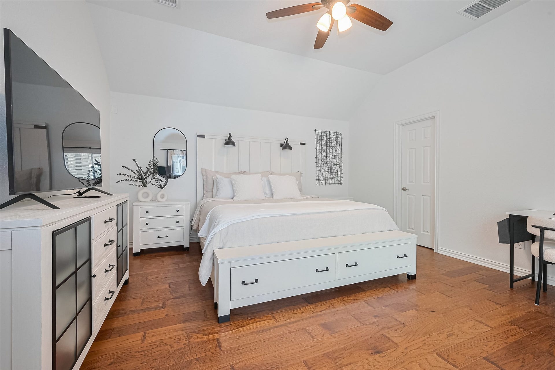 157 E Frontera Circle, The Woodlands, TX 77382 157 E Frontera Circle, The Woodlands, TX 77382