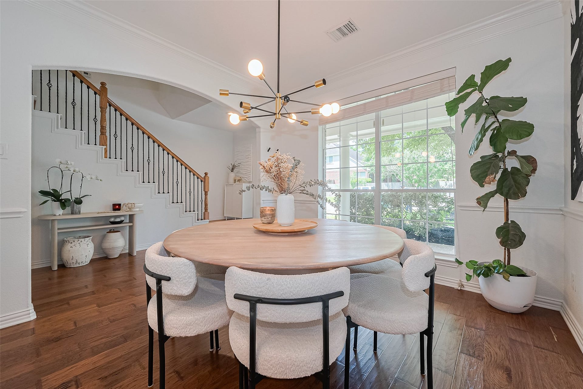 157 E Frontera Circle, The Woodlands, TX 77382 157 E Frontera Circle, The Woodlands, TX 77382