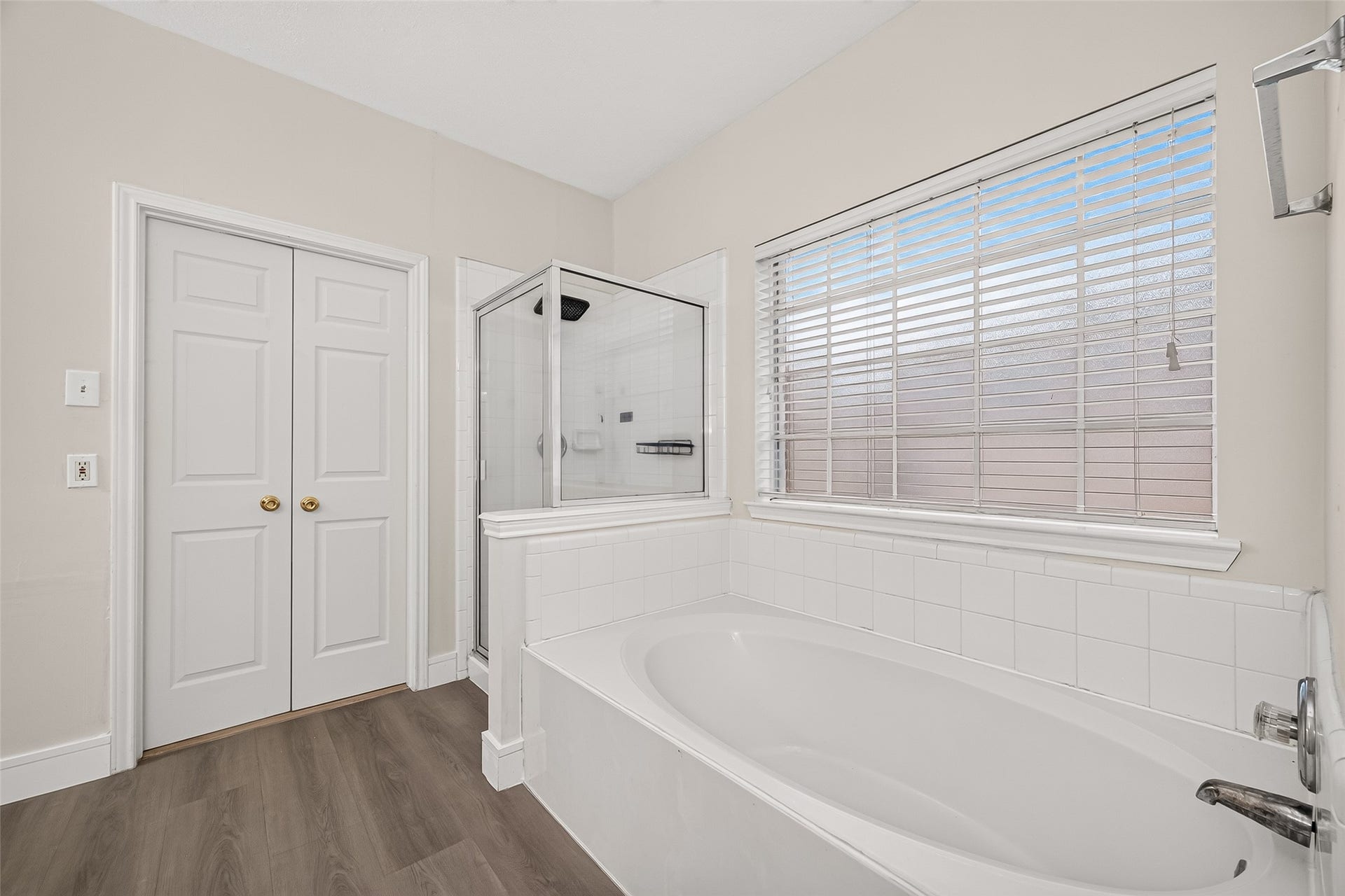 11322 Hillside Glen Trail, Houston, TX 77065 11322 Hillside Glen Trail, Houston, TX 77065