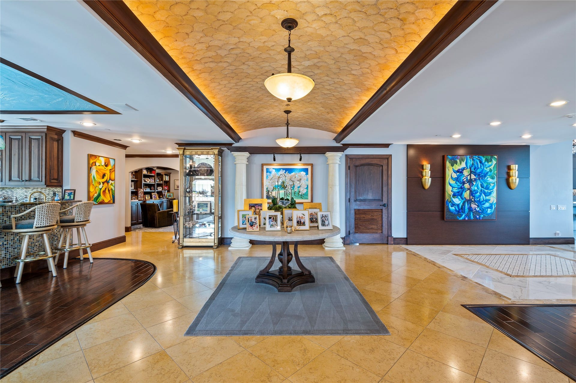 215 Sampan Drive, Galveston, TX 77554 Upstairs Entry