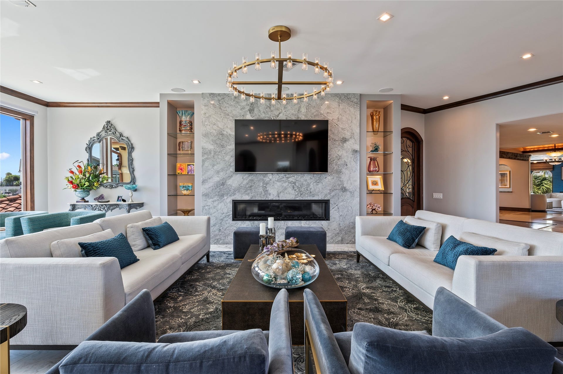 215 Sampan Drive, Galveston, TX 77554 Family Room
