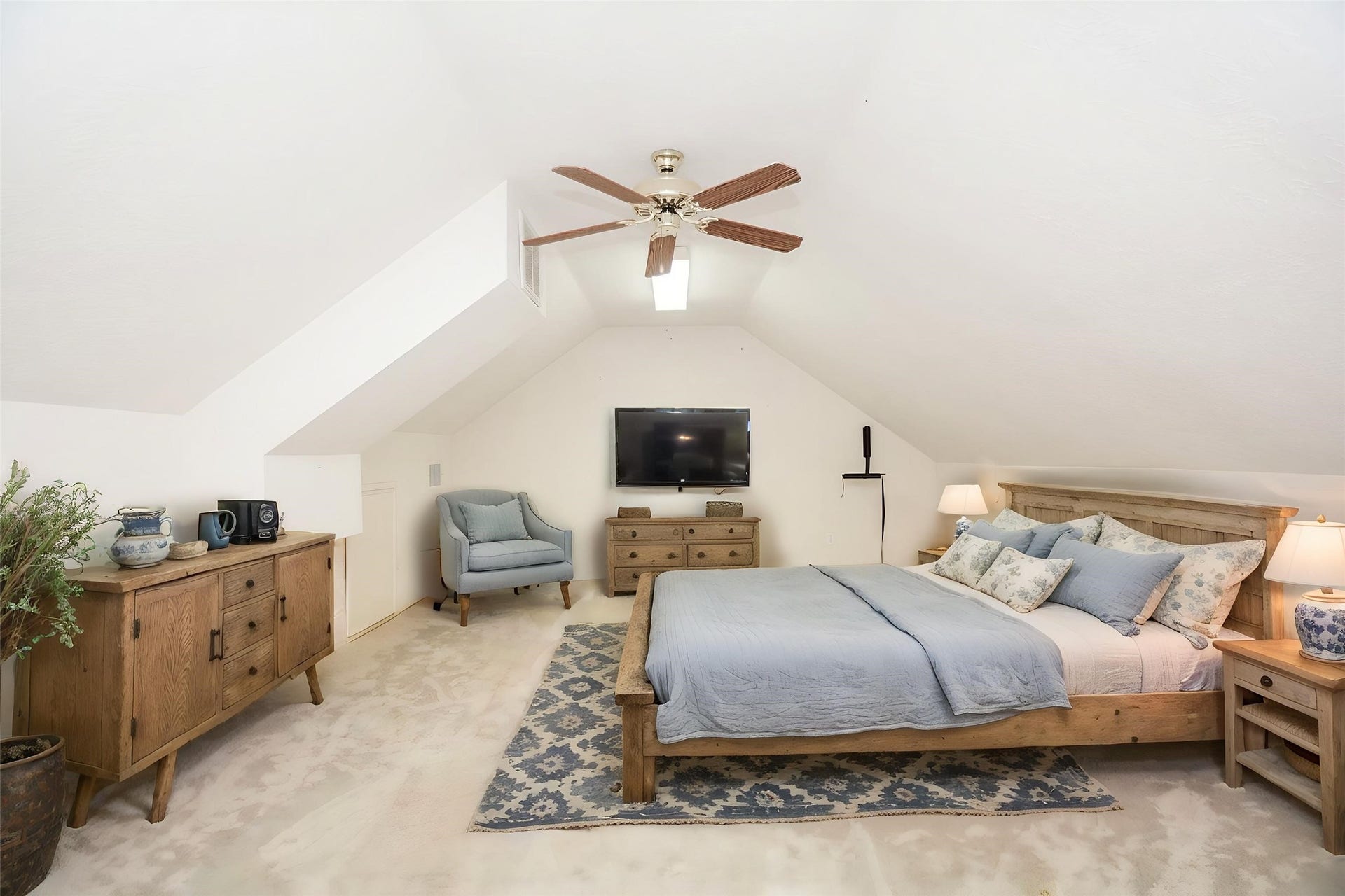 17122 Highland Canyon Drive, Houston, TX 77095 Room over the garage virtually staged as a bedroom