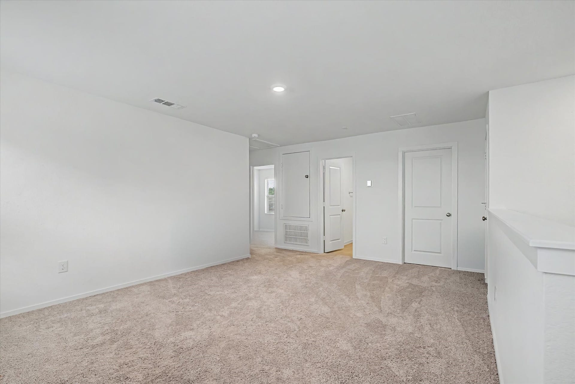 Huge Gameroom Upstairs