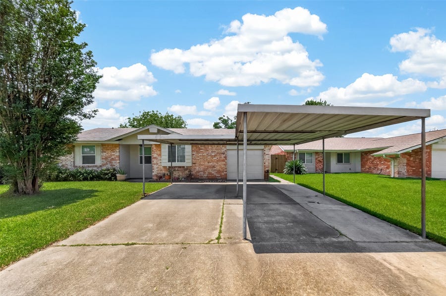 Property photo for 819 Donfield Street, Channelview, TX