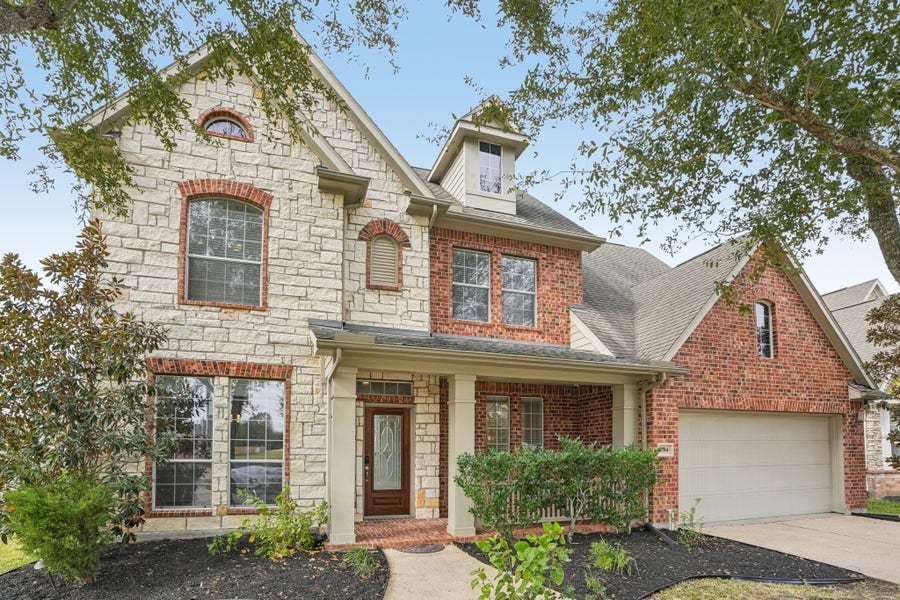 Property photo for 1314 Ravenel Lane, Sugar Land, TX