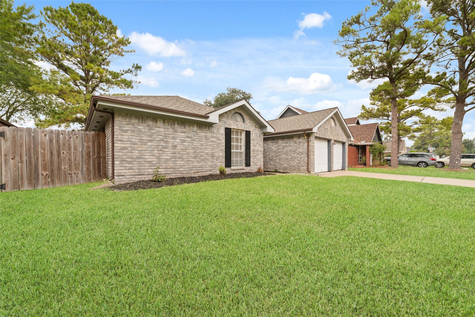 2311 Pebbledown Circle, Sugar Land, TX 77478
